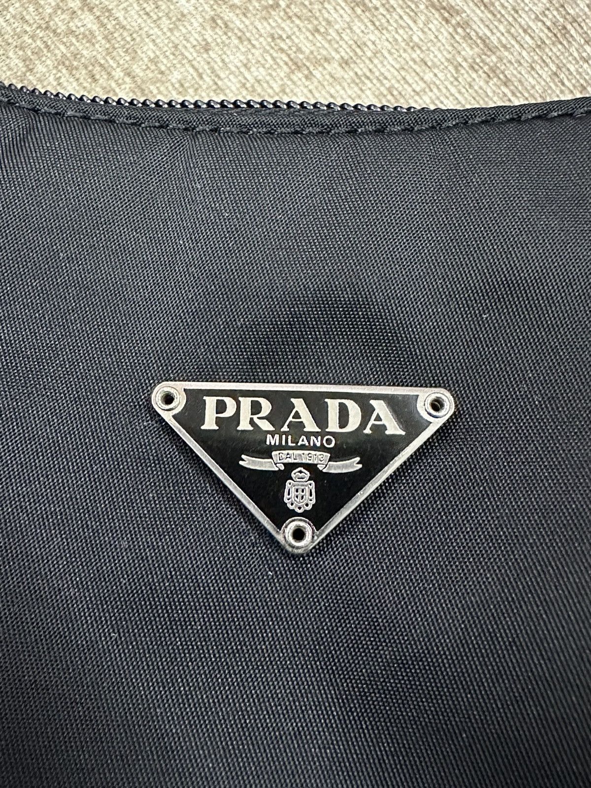 Prada AUTHENTIC PRADA BLACK NYLON HOBO BAG Size ONE SIZE - 17 Thumbnail