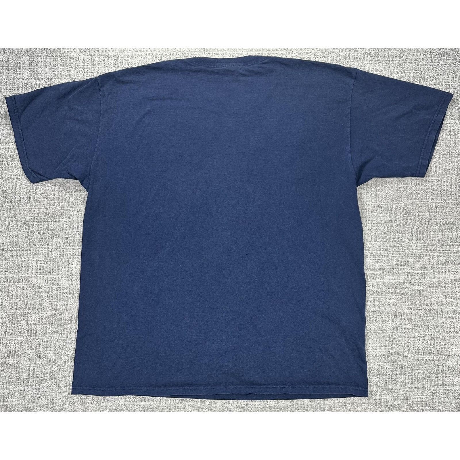 Nutmeg UConn Huskies Shirt XL Blue Nutmeg Mills College USA 90s Size US XL / EU 56 / 4 - 12 Thumbnail