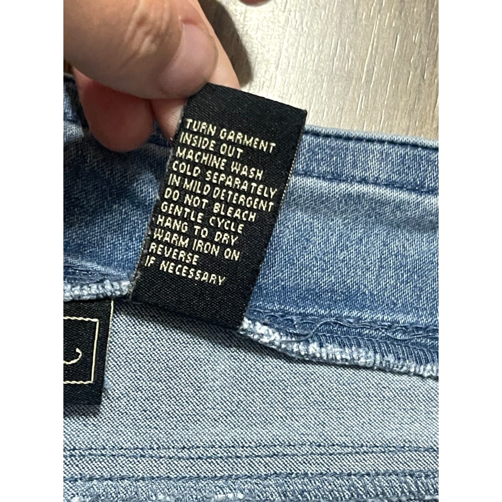 Vintage DG2 Jeans Womens XL Blue Denim Pull On Straight Leg Medium Wash Regular 5-Pocket Inseam 30 in Size 40" / US 18 - 5 Thumbnail