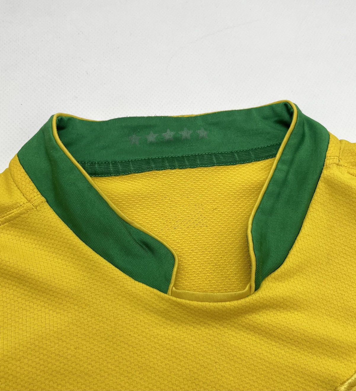 Nike Brazil Vintage Soccer Jersey 00s Size US L / EU 52-54 / 3 - 3 Thumbnail