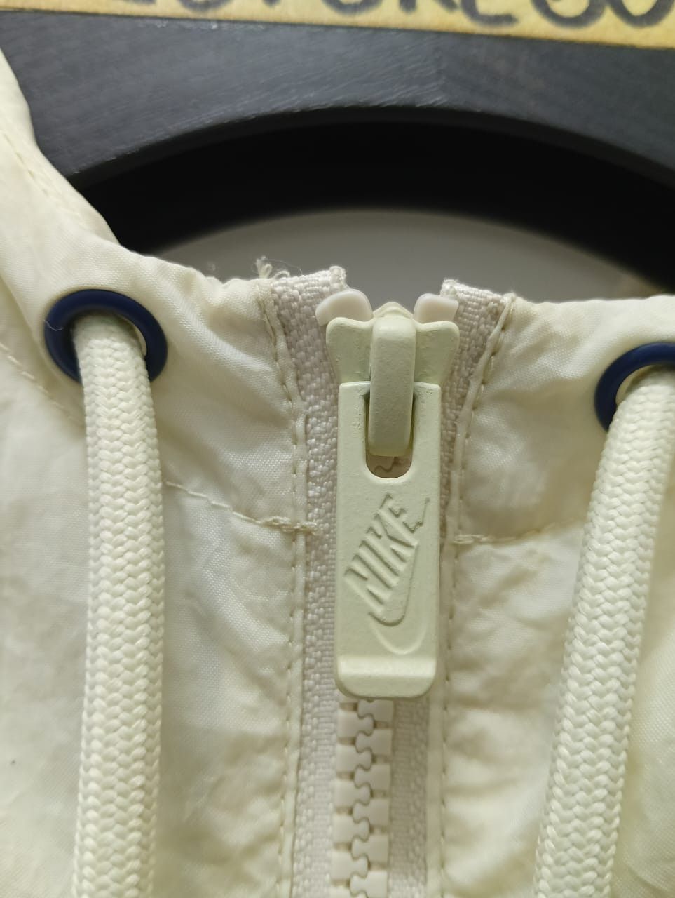 Japanese Brand × Vintage Best Offer 🔥Vintage Nike Bog Logo X-Large Size Size US XL / EU 56 / 4 - 7 Thumbnail