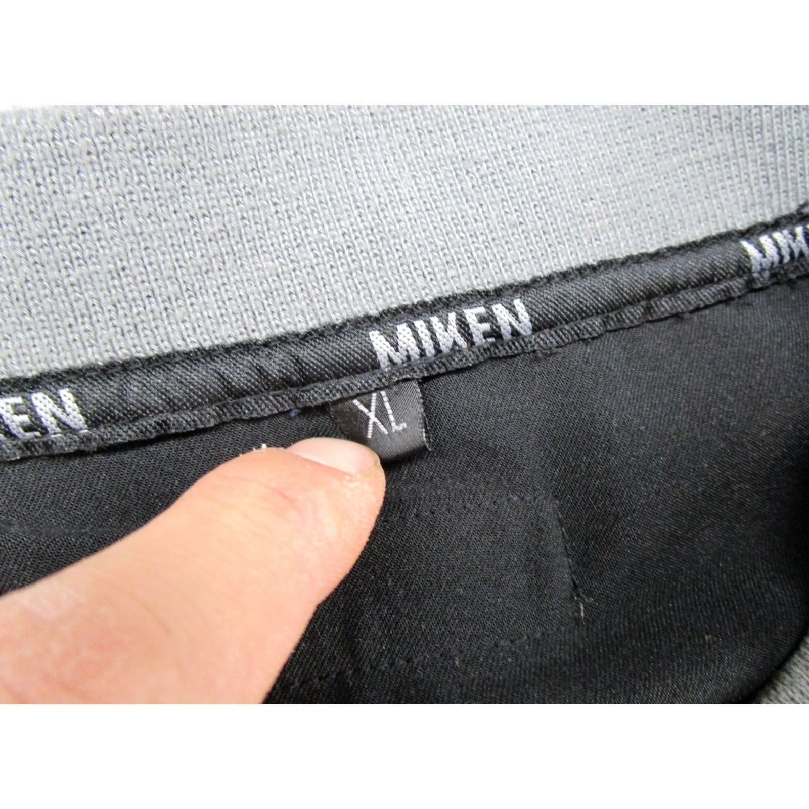 Vintage Miken Men’s Black Lightweight Long Sleeve Active Wear Warm Up XL MLB Shirt Mens Sports Size US XL / EU 56 / 4 - 3 Thumbnail