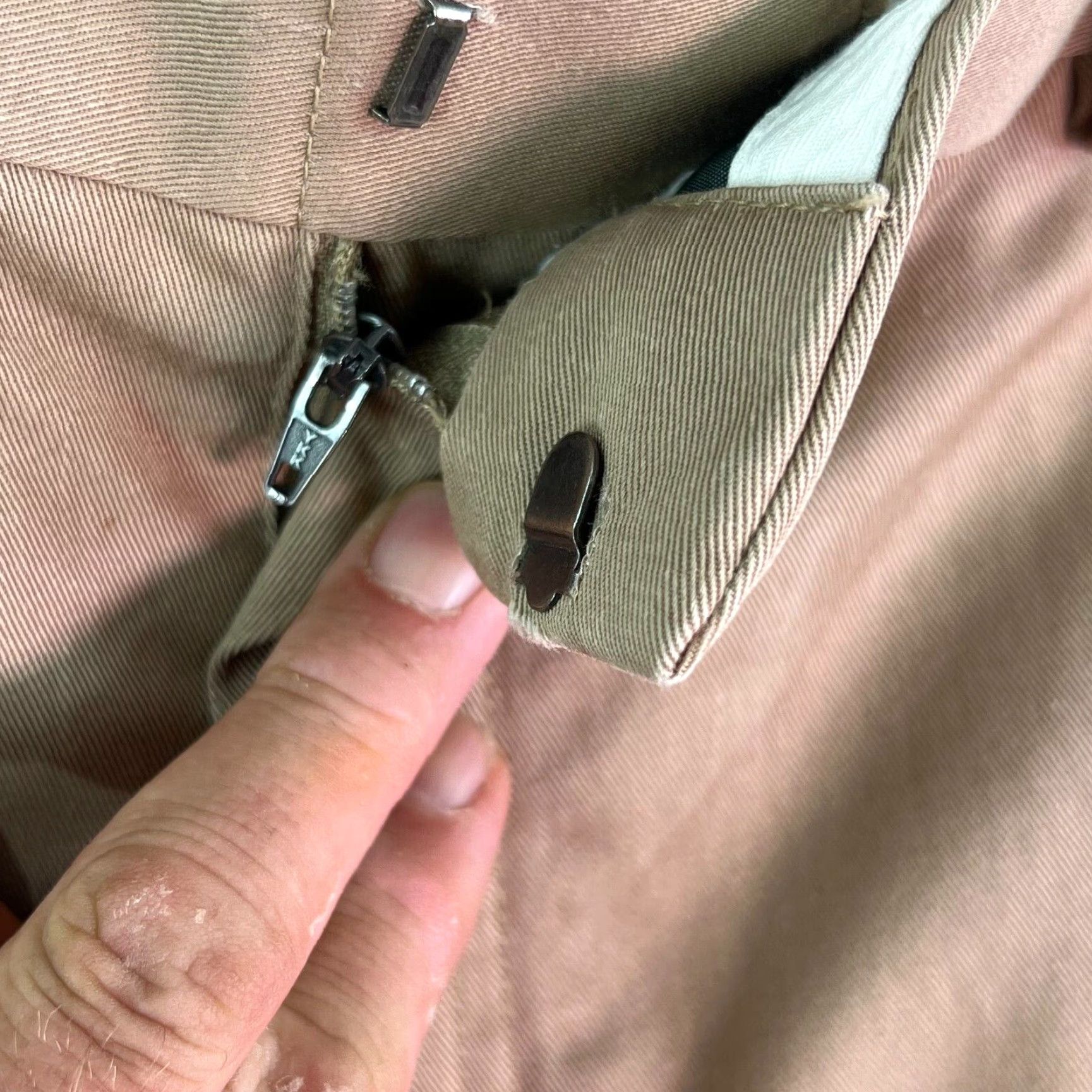 Vintage L.L. Bean Men's Chino Pants Natural Fit Flat Front Straight Leg Casual Size 42 Brown Size US 44 / EU 60 - 7 Thumbnail