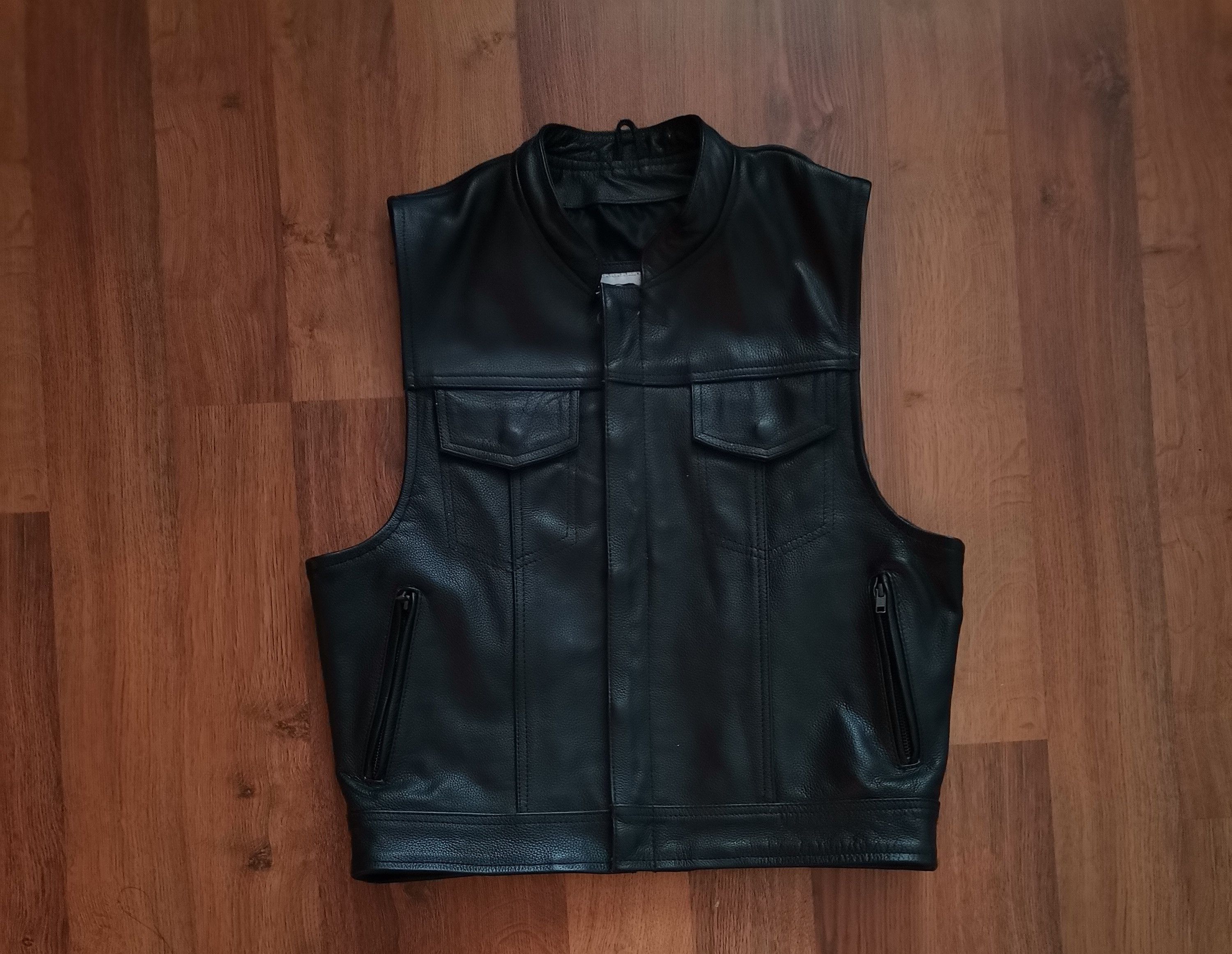 トップス Used Leather Vest Biker Babe Leather Vest – Community Thrift and Vintage