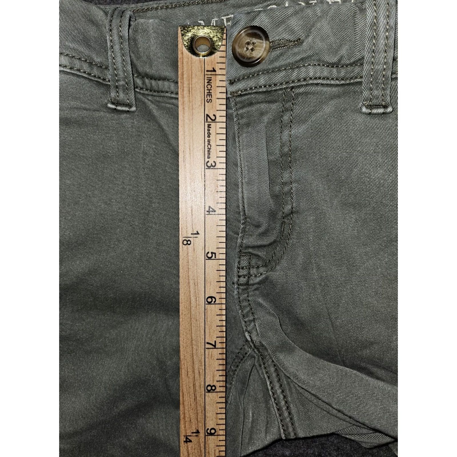 American Eagle Outfitters American Eagler Women's 0 Super Stretch Olive Green Midi Shorts Casual Preppy Size 25" / US 0 / IT 36 - 5 Thumbnail