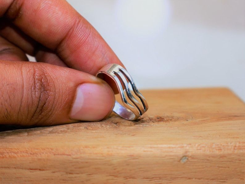 Handmade V Shape Ring, 925 Sterling Silver Band, Triple Chevron Ring, Size ONE SIZE - 6 Thumbnail