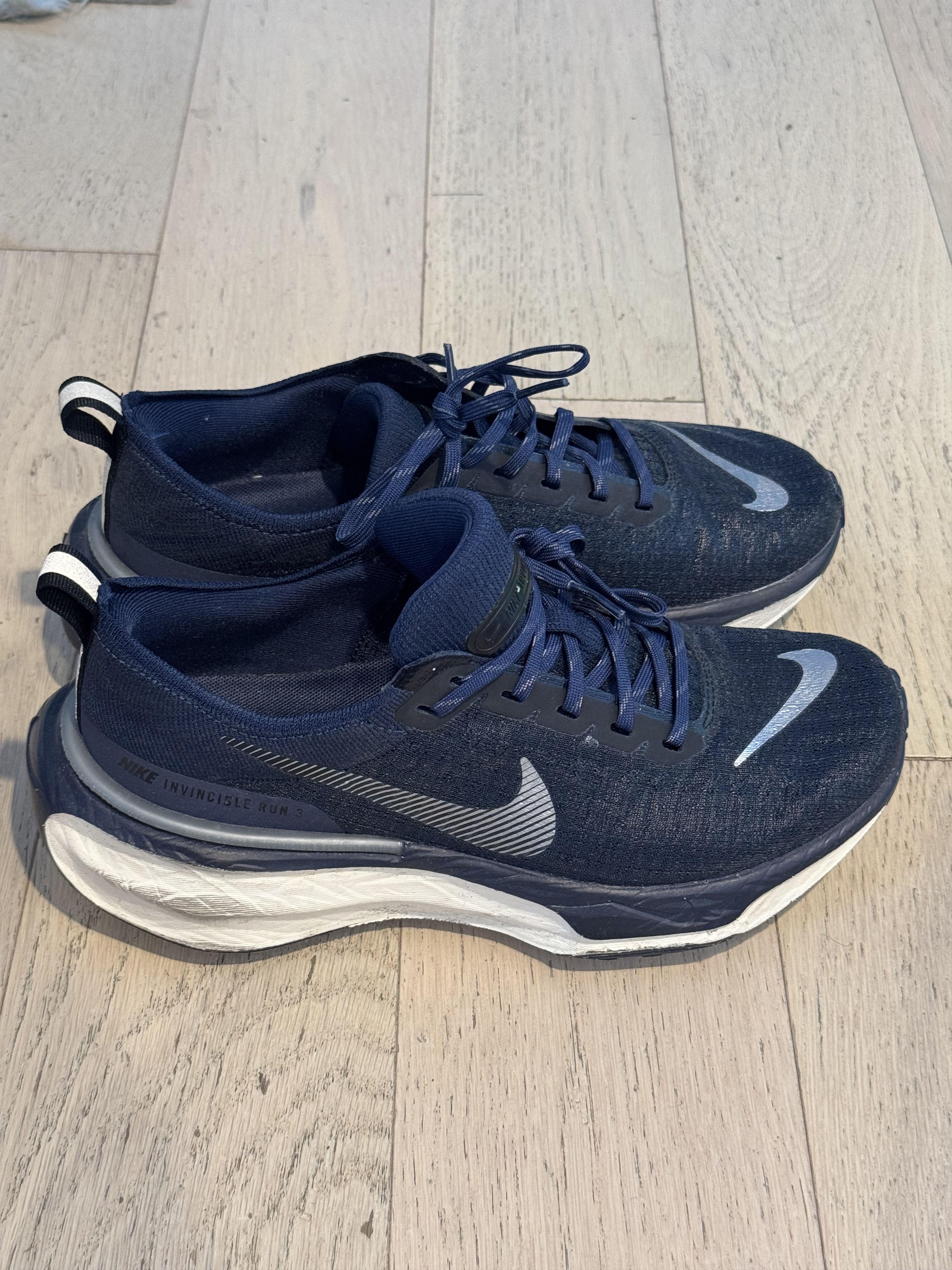Nike Nike Invincible 3 Size US 8 / EU 41 - 1 Thumbnail