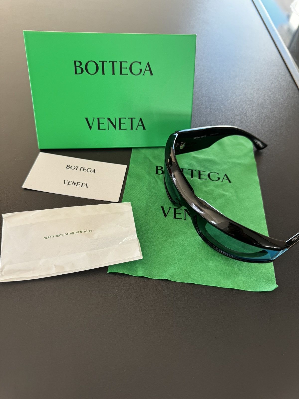 Bottega Veneta Bottega Veneta Sunglasses – Black / Blue Tint Size ONE SIZE - 2 Thumbnail