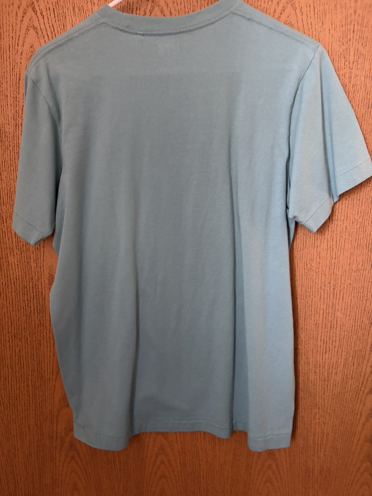 Kaws × Uniqlo Uniqlo x Kaws T-shirt size small Size US S / EU 44-46 / 1 - 3 Thumbnail