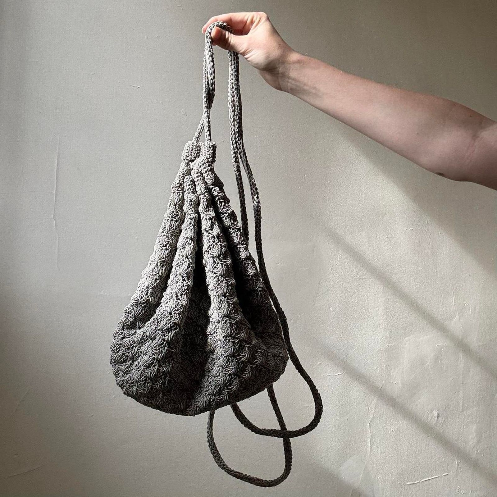 Vintage Vintage Unbranded Blue Grey Knit Bucket Bag Backpack Size ONE SIZE - 1 Thumbnail