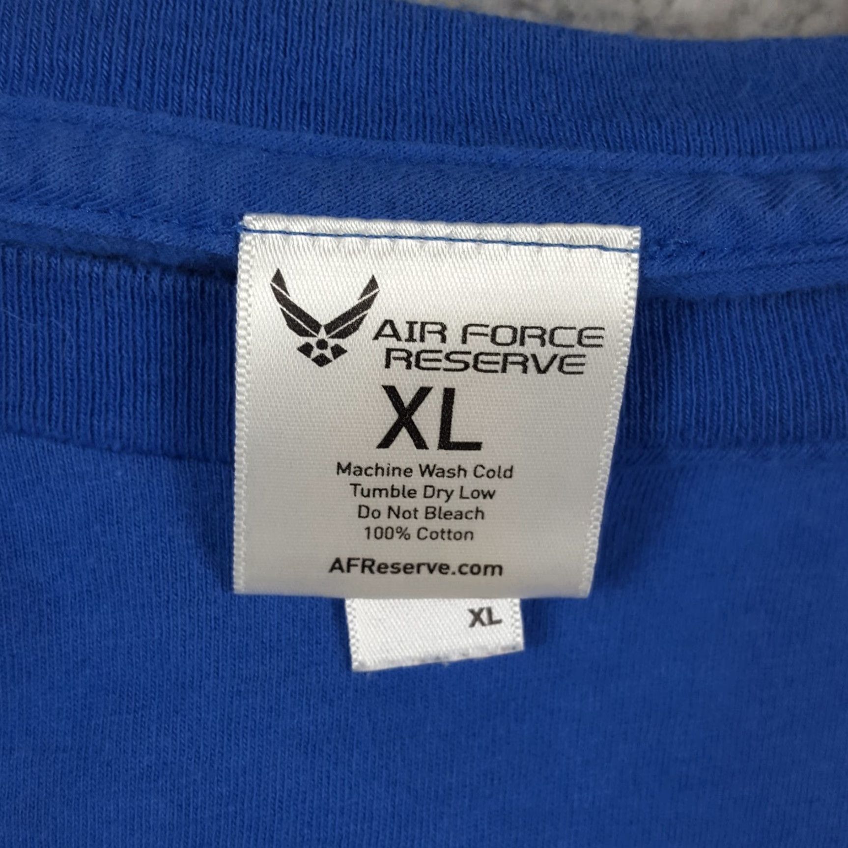 Vintage VINTAGE US Air Force Reserve Fighter Jet T-Shirt Men XL Military USAF Retro 2000s Blue Size US XL / EU 56 / 4 - 7 Thumbnail