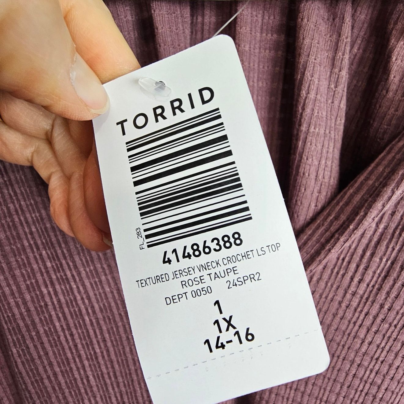 Torrid Torrid Womens Textured Crochet V-Neck Blouse Plus Size 1X Size XL / US 12-14 / IT 48-50 - 9 Thumbnail