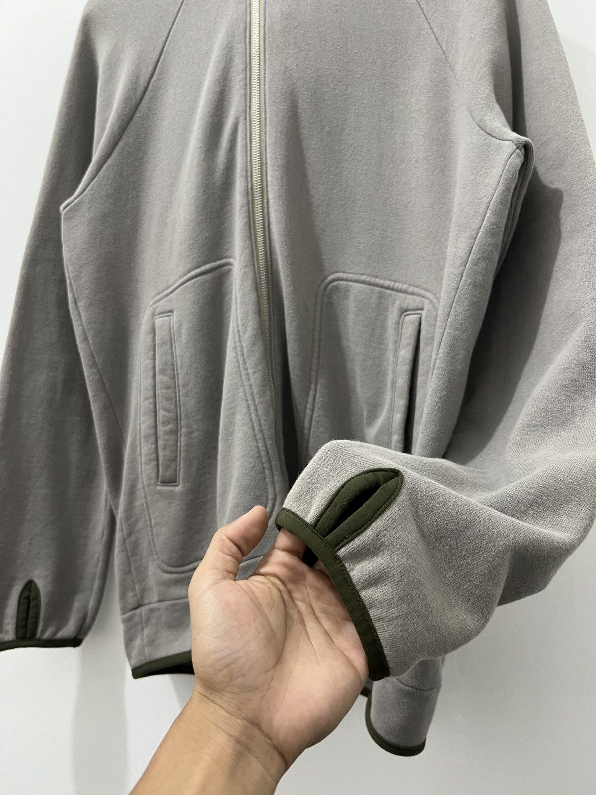 Undercover Undercover - A/W11 ‘Reverse Running’ Himp Jacket Size US L / EU 52-54 / 3 - 6 Thumbnail