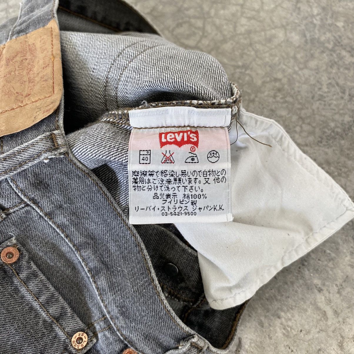 Levi's Vintage Late 90’s Levis 501 Ash Grey Jeans Size US 31 - 22 Thumbnail