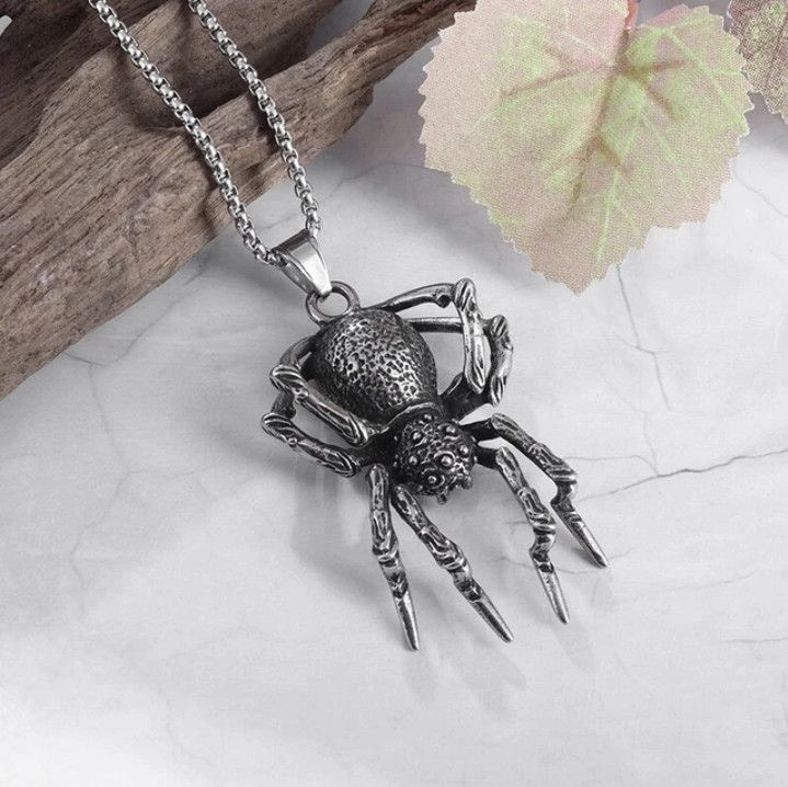 Vintage Vintage Punk Silver Spider Pendant Necklace Size ONE SIZE - 3 Thumbnail