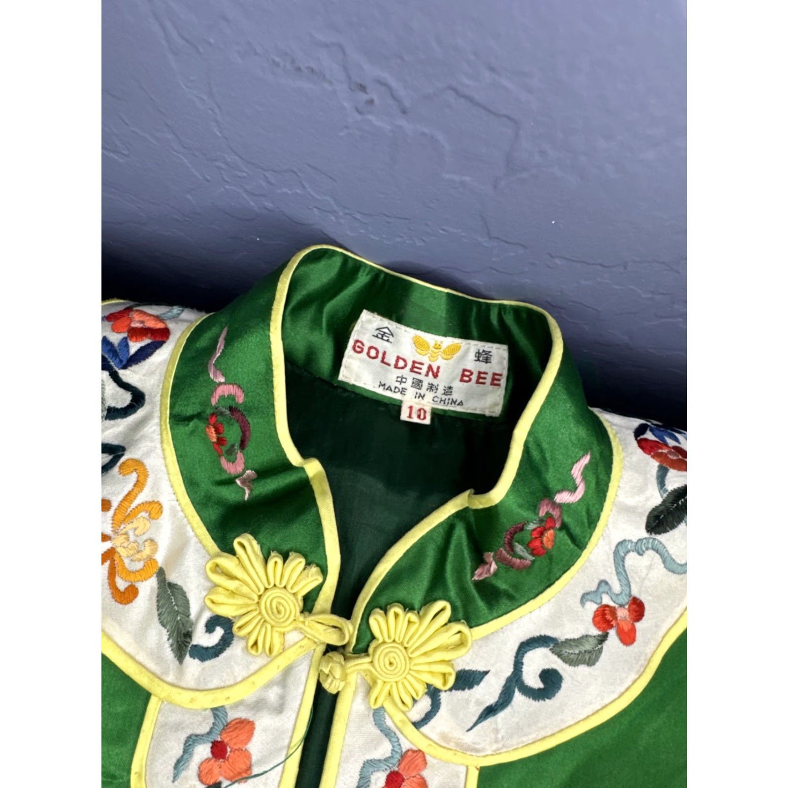 Vintage VINTAGE Golden Bee Chinese Silk Robe Embroidered Sz 10 Green Flowers Size ONE SIZE - 4 Thumbnail