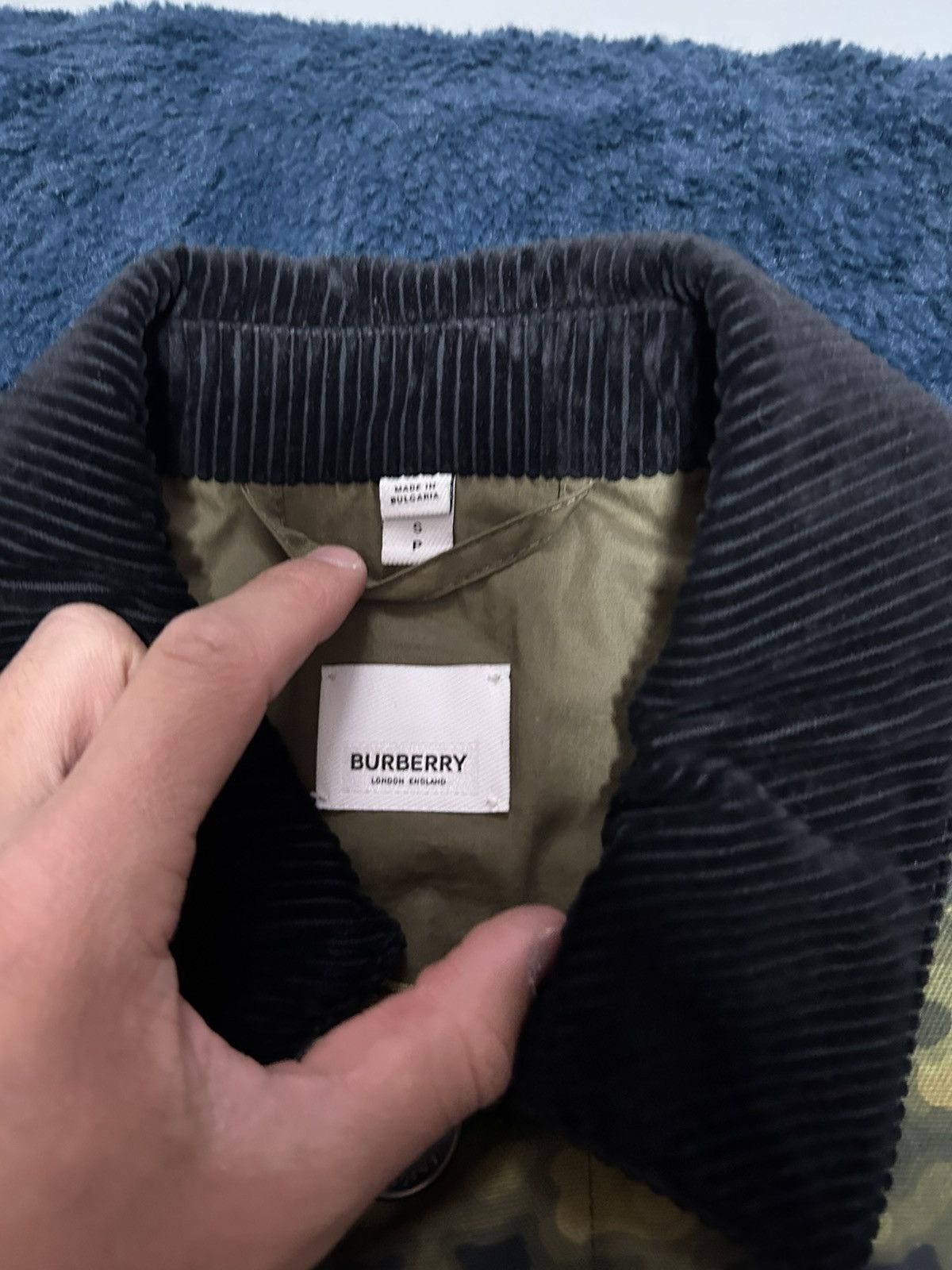 Burberry Burberry camo jacket fits big Size US S / EU 44-46 / 1 - 3 Thumbnail