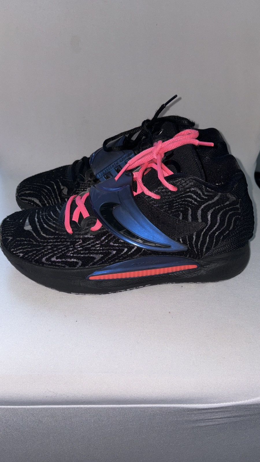 Nike Kd 14 Black Laser Crimson Size US 7 / EU 40 - 3 Thumbnail