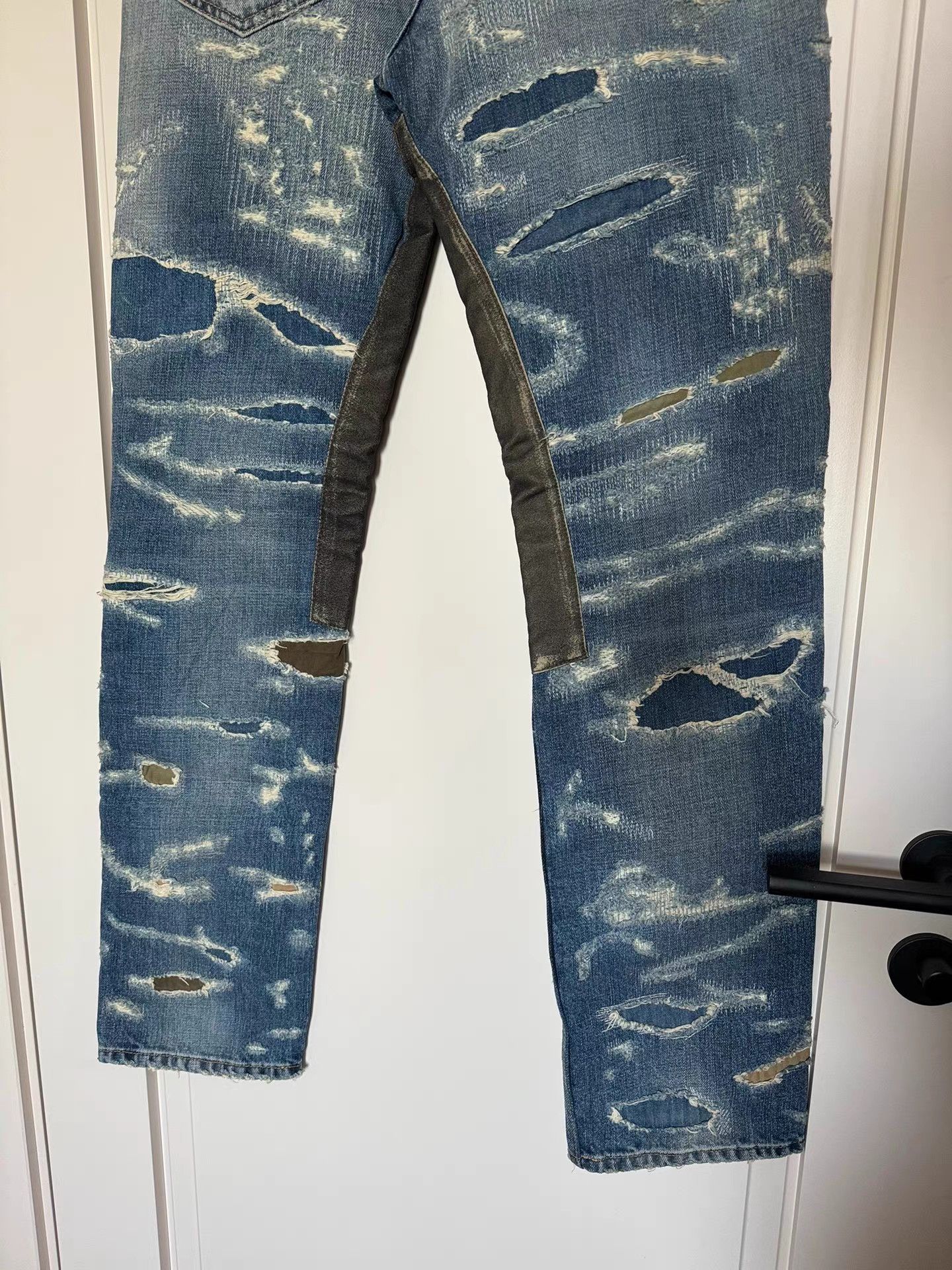 Givenchy Givenchy MMW Boro Distressed Jeans K6 Size US 31 - 7 Thumbnail