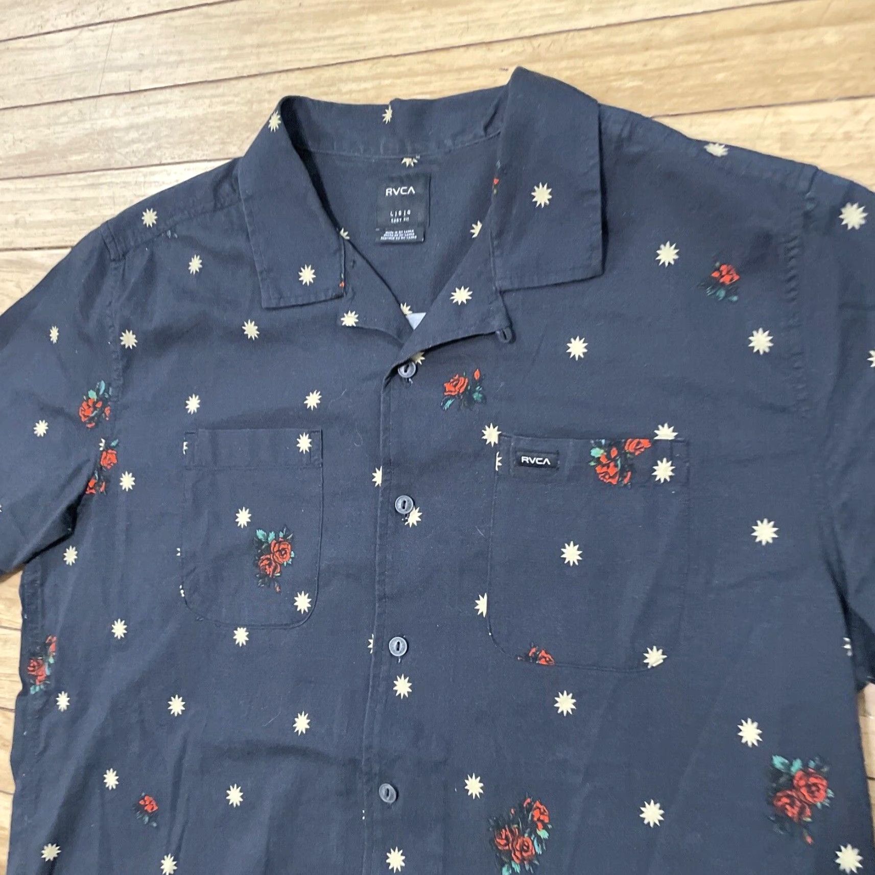 RVCA RVCA Button-Down Shirt Men L Relaxed Black Rose Star Beachy Preppy Punk Y2K Shirt Adults Sons? Size US L / EU 52-54 / 3 - 5 Thumbnail