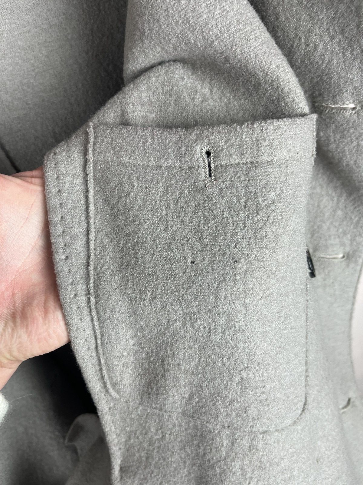 Eleventy Eleventy Double Breasted Coat Wool Grey Metal Button Size 52 Size US L / EU 52-54 / 3 - 20 Thumbnail