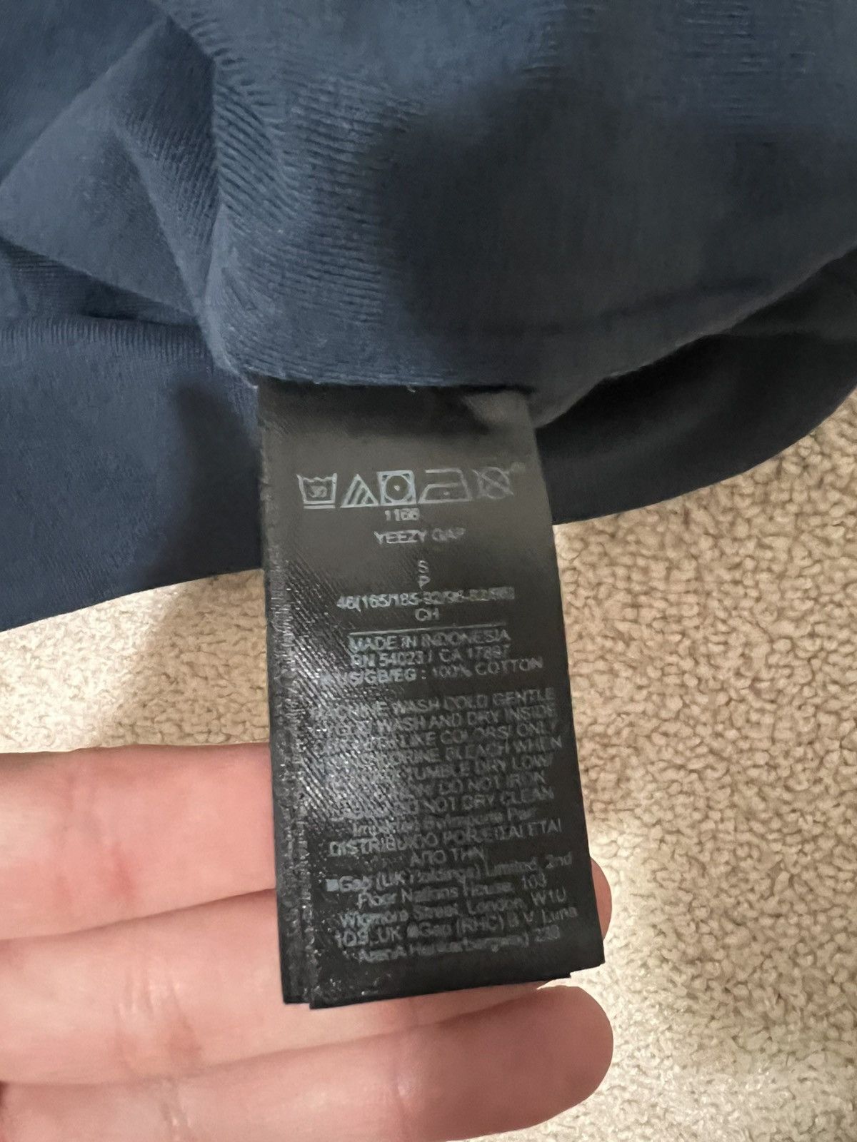 Yeezy S Yeezy Gap Logo No Seam Shirt Size US S / EU 44-46 / 1 - 4 Thumbnail