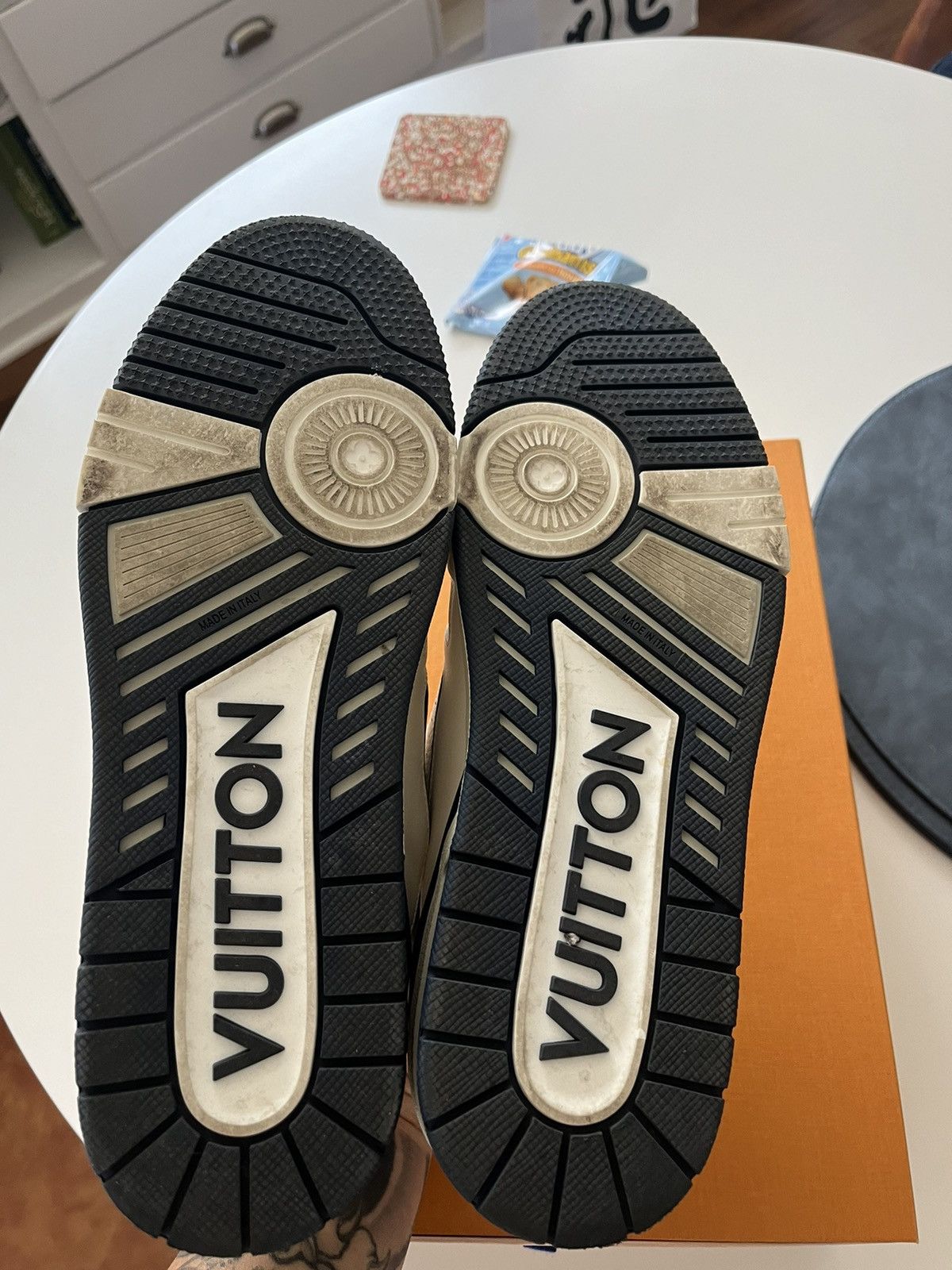 Louis Vuitton Louis vuitton trainer Size US 9.5 / EU 42-43 - 4 Thumbnail