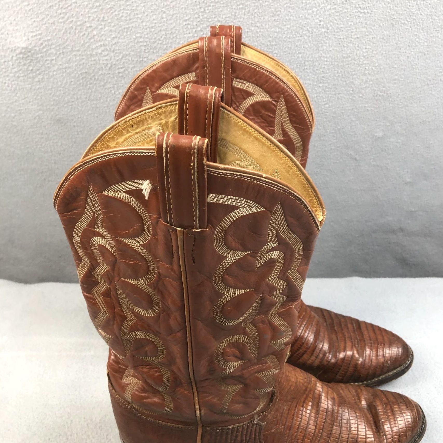 Tony Lama VINTAGE Tony Lama Boots Mens 9D Brown Teju Lizard Leather Cowboy Pointed Toe Mid-Calf Shaft Embroidered Western Workwear 490 Mens Size US 9 / EU 42 - 4 Thumbnail