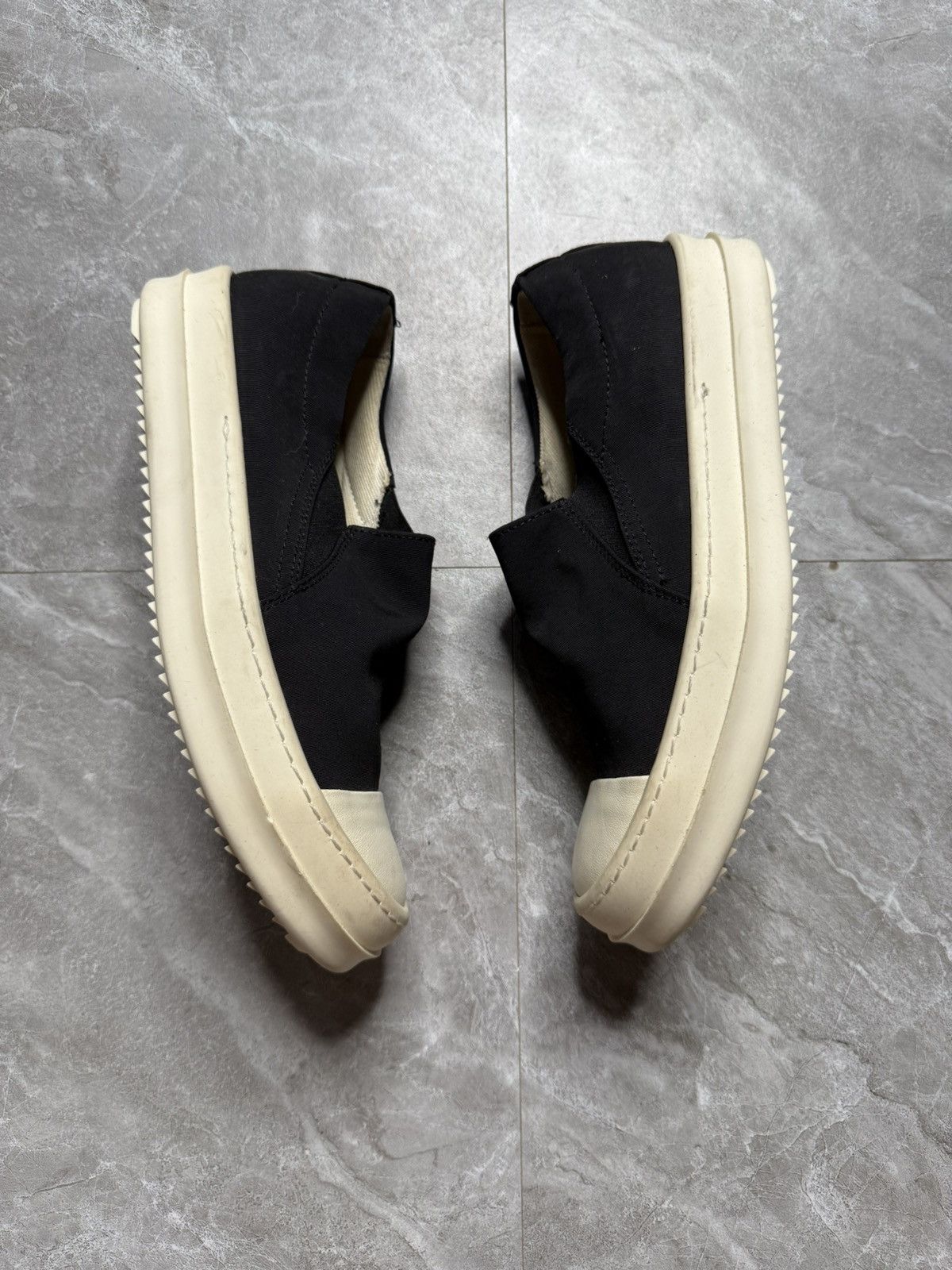 Rick Owens Drkshdw Rick Owens Drkshdw Nylon Low Top Boat Sneakers Size US 5 / IT 35 - 2 Thumbnail