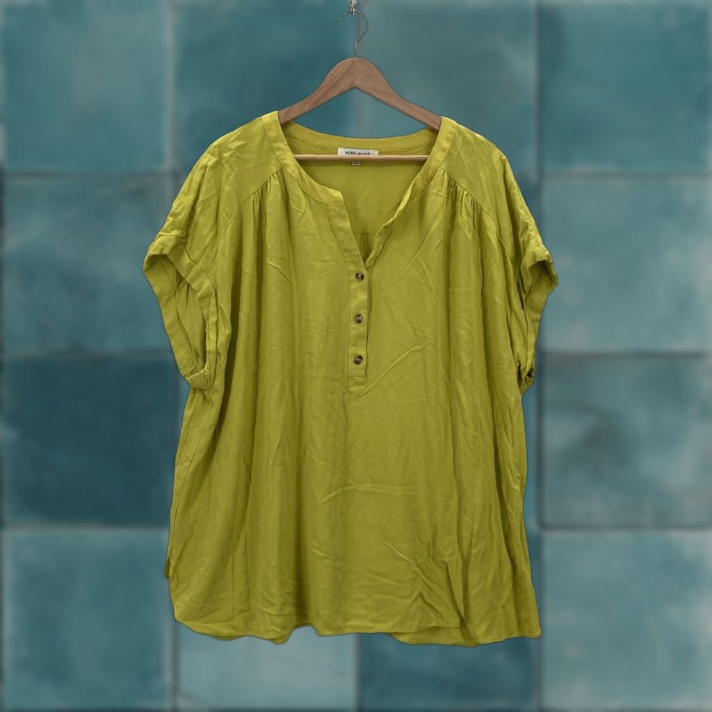Vintage ROSE + OLIVE Shirt Womens 3X Green Henley Short Sleeve Tunic Rayon Plus Flowy Size XXL / US 16-18 / IT 52-54 - 1 Thumbnail