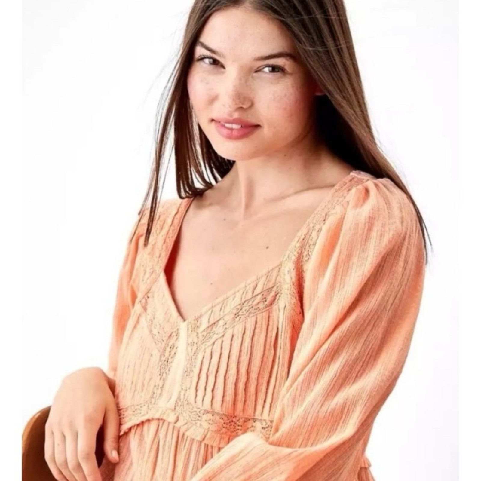 American Eagle Outfitters AMERICAN EAGLE • Peach Boho Long Sleeve Babydoll Blouse Size L / US 10 / IT 46 - 2 Thumbnail