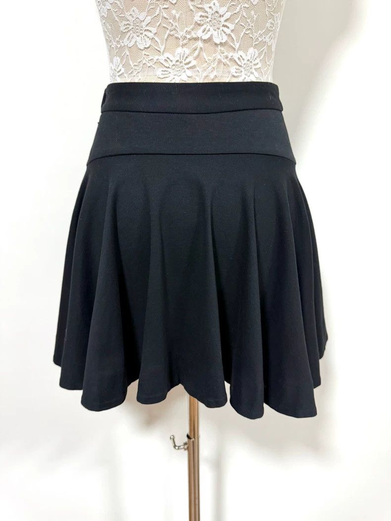 Vivienne Westwood Vivienne Westwood size1 Black mini half length skirt Size 25" / US 0 / IT 36 - 4 Thumbnail