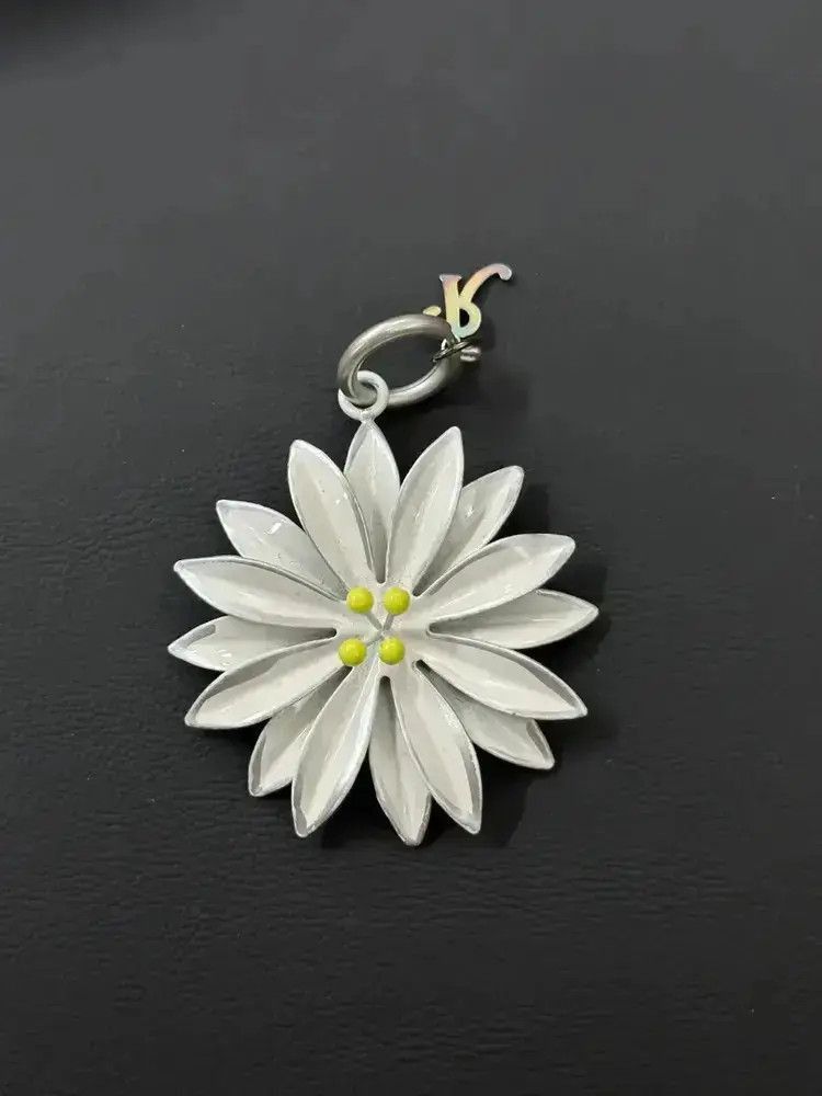 Raf Simons Raf Simons 19FW Daisy Pendant / Key Chain Size ONE SIZE - 2 Thumbnail