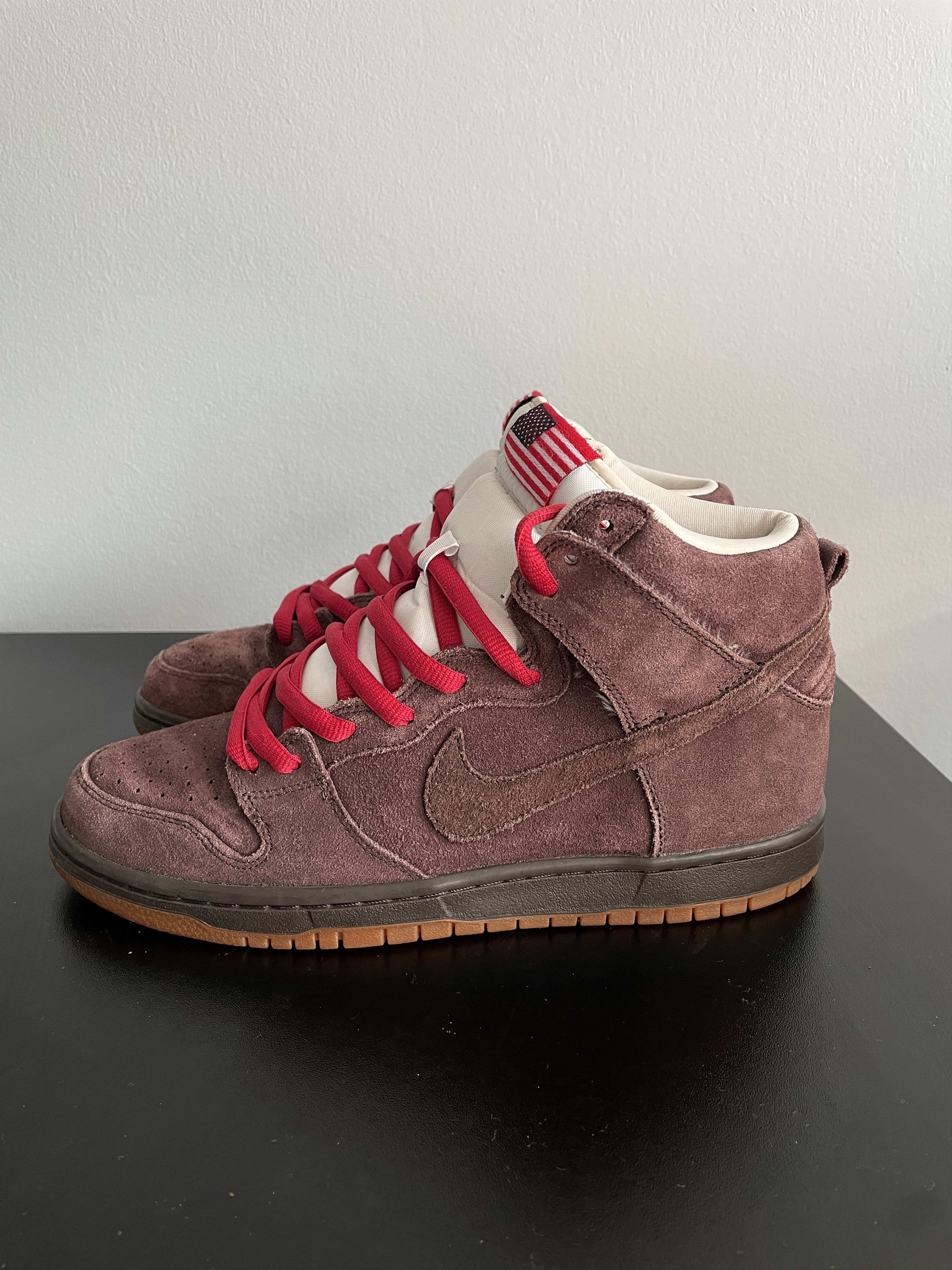 Nike Nike SB Dunk High Budweiser USA hulk skunk tiffany Size US 8 / EU 41 - 1 Thumbnail