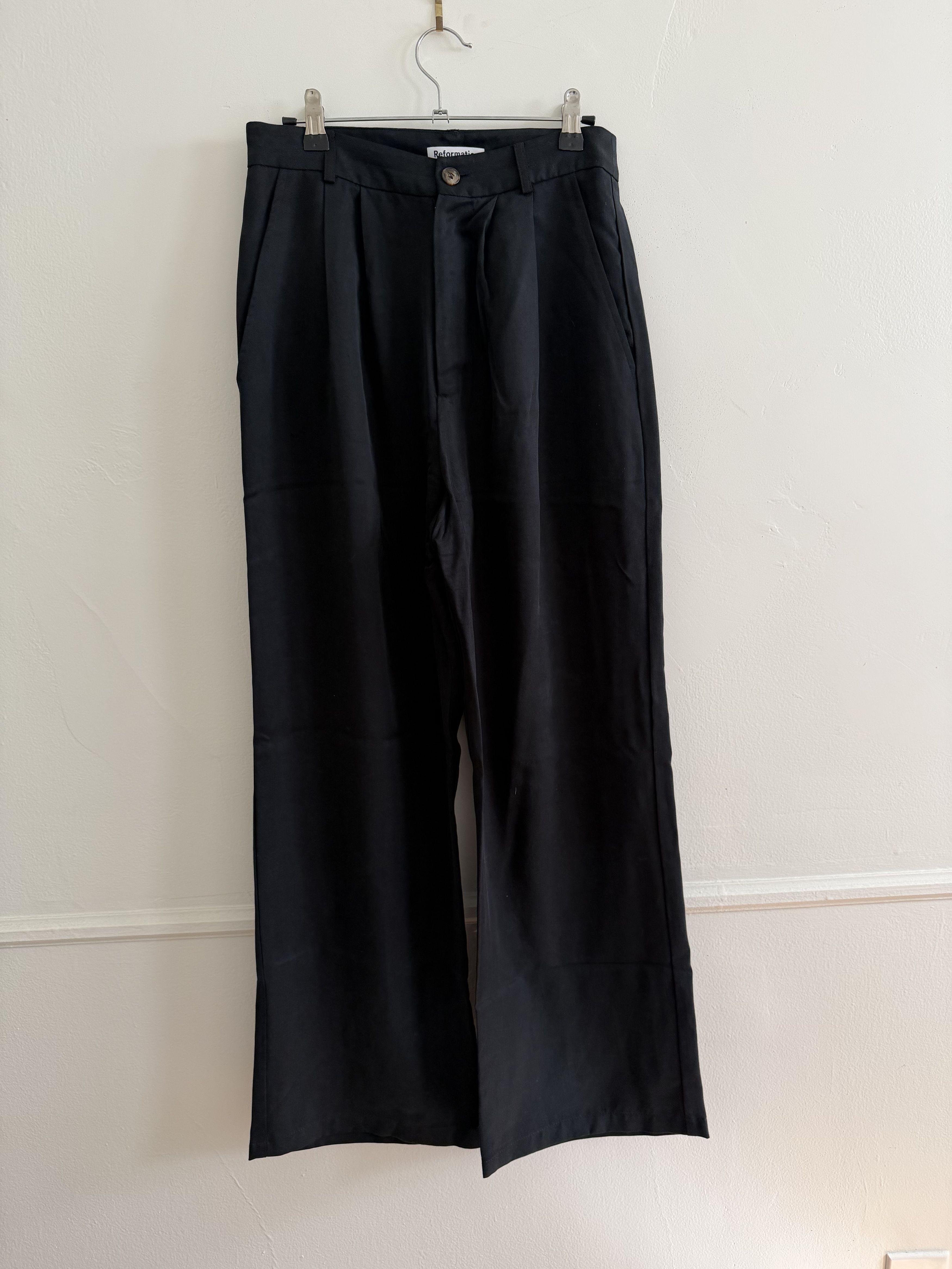 Reformation Mason Pant Size 28" / US 6 / IT 42 - 1 Thumbnail