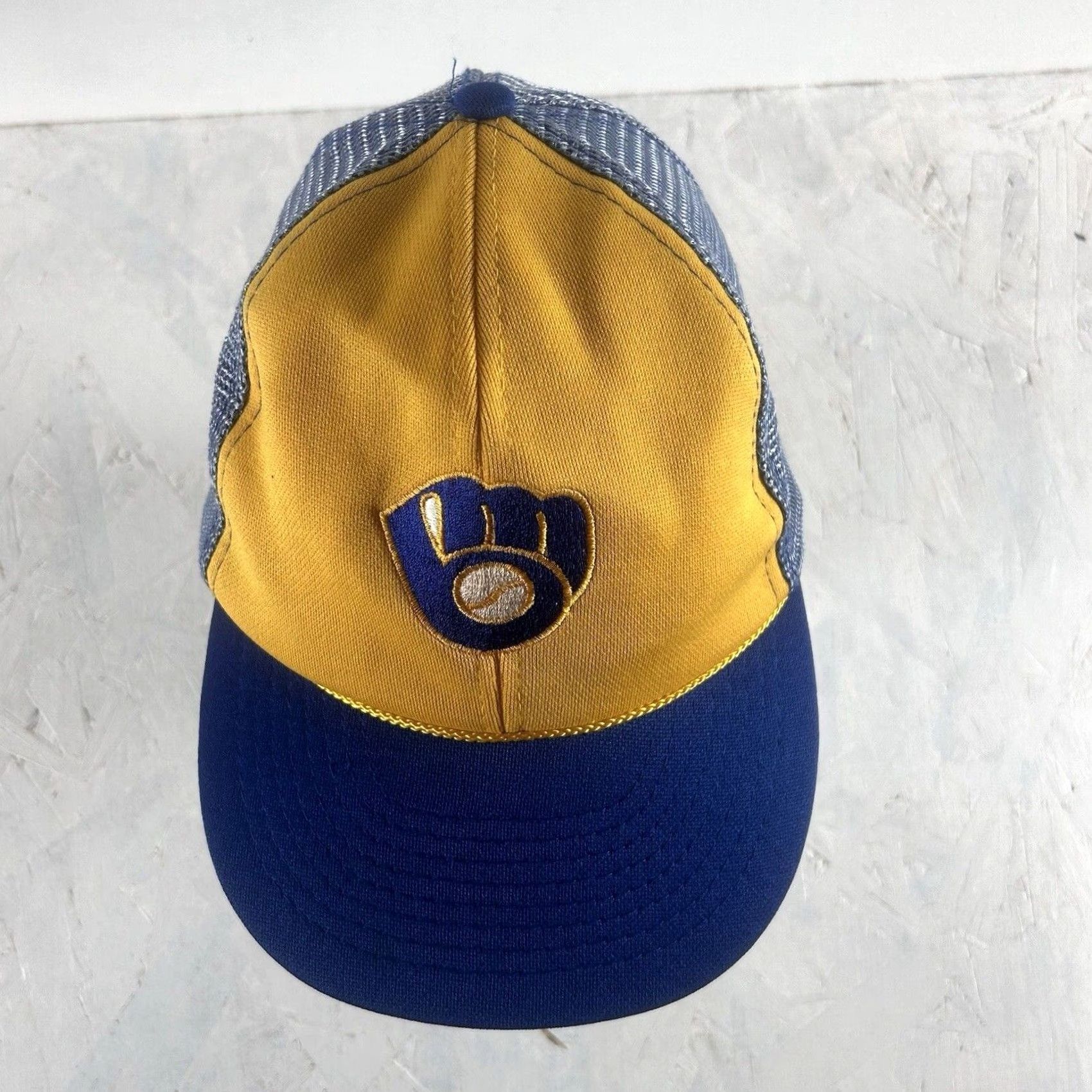 Vintage VINTAGE McDonalds Milwaukee Brewers 1985 Adjustable Snapback Baseball Cap Hat Mens White Yellow 80s Team Cap Size ONE SIZE - 6 Thumbnail