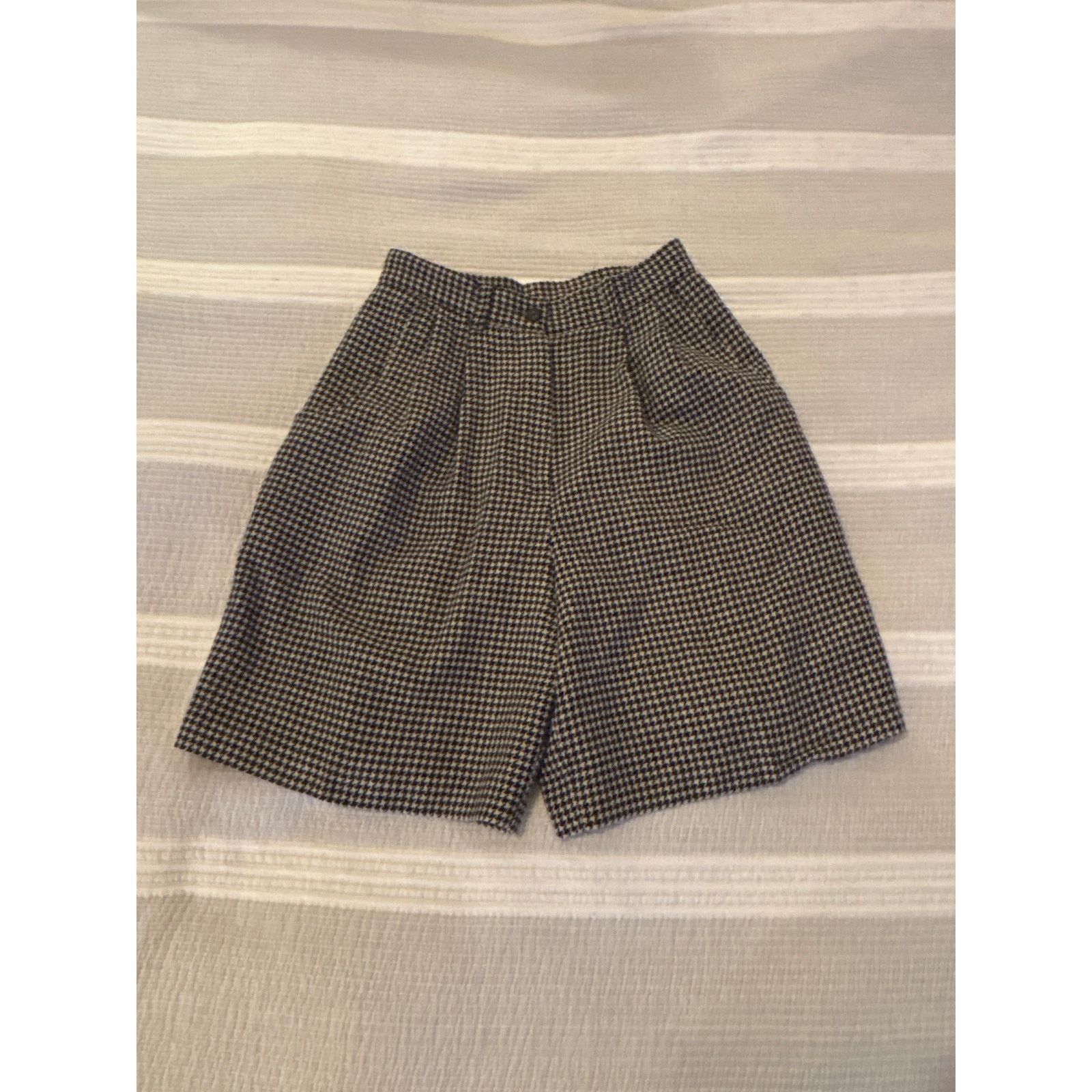 Vintage Vintage Wool Lined Shorts Size M / US 6-8 / IT 42-44 - 1 Thumbnail