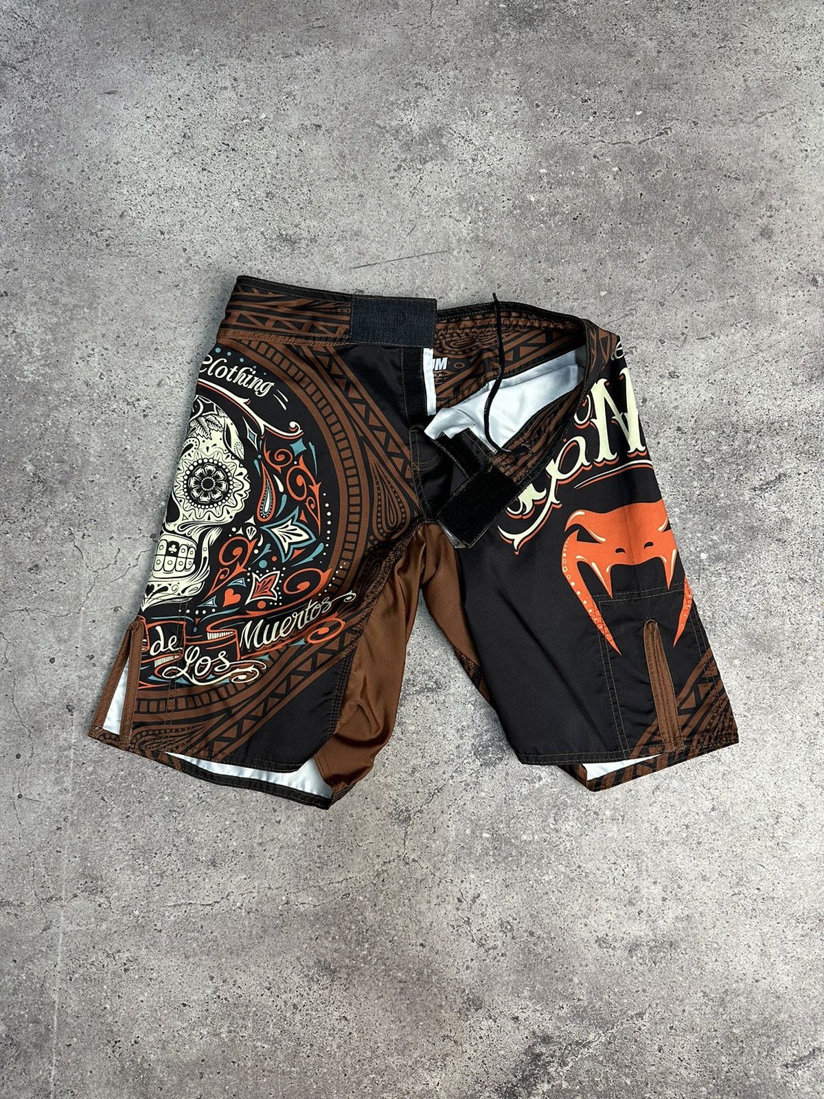 Other Vintage Venum MMA Muay Thai Shorts Mexico Logo Rare Archival Size US 32 / EU 48 - 7 Thumbnail
