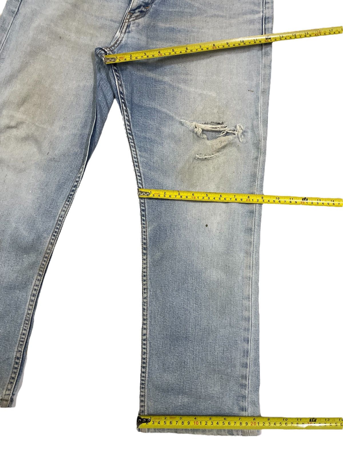 Levi's Vintage Clothing Vtg Levi’s 501 Loose Fit Straight Leg Ripped Jeans #3423 Size US 32 / EU 48 - 16 Thumbnail