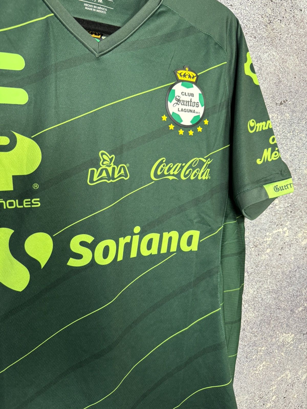 Vintage Vintage Santos Laguna 2019/20 Charly Soccer Jersey Medium Size US M / EU 48-50 / 2 - 9 Thumbnail
