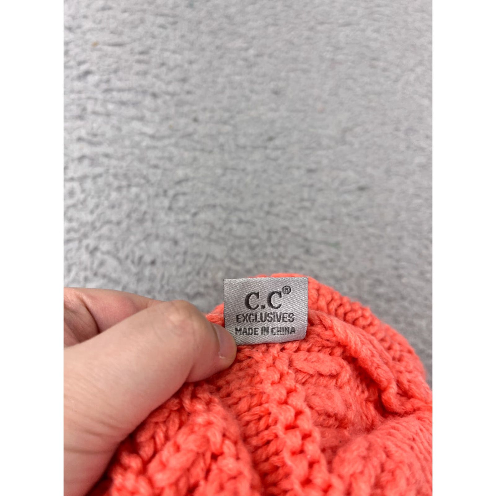 Vintage C.C Exclusive Beanie Womens One Size Pink Knit 100% Acrylic Ski Winter Beanie Hat Cap Womens Single Size Pink Knit 100% Acrylic Ski Winter Size ONE SIZE - 7 Thumbnail