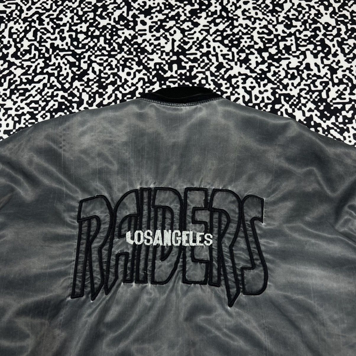 NFL Vintage 90s NFL Raiders LA Bomber Jacket Retro USA Style Size US M / EU 48-50 / 2 - 9 Thumbnail