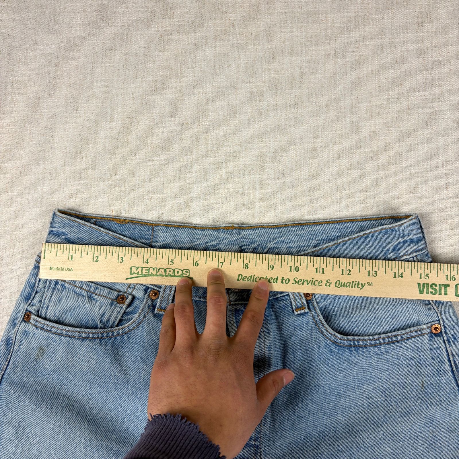 Levi's Vintage Levis Button Fly 501 Jeans Light Wash 33x32 Slim Fit Size US 30 / EU 46 - 12 Thumbnail