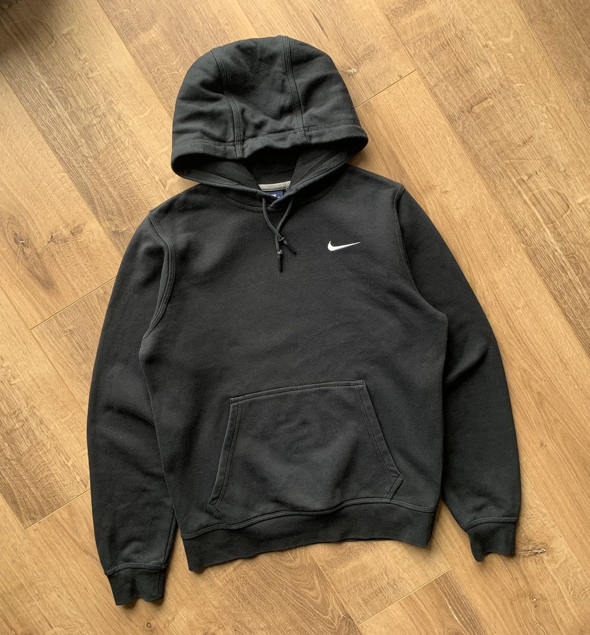 Nike Vintage Nike embroidered Swoosh hoodie Size US S / EU 44-46 / 1 - 3 Thumbnail