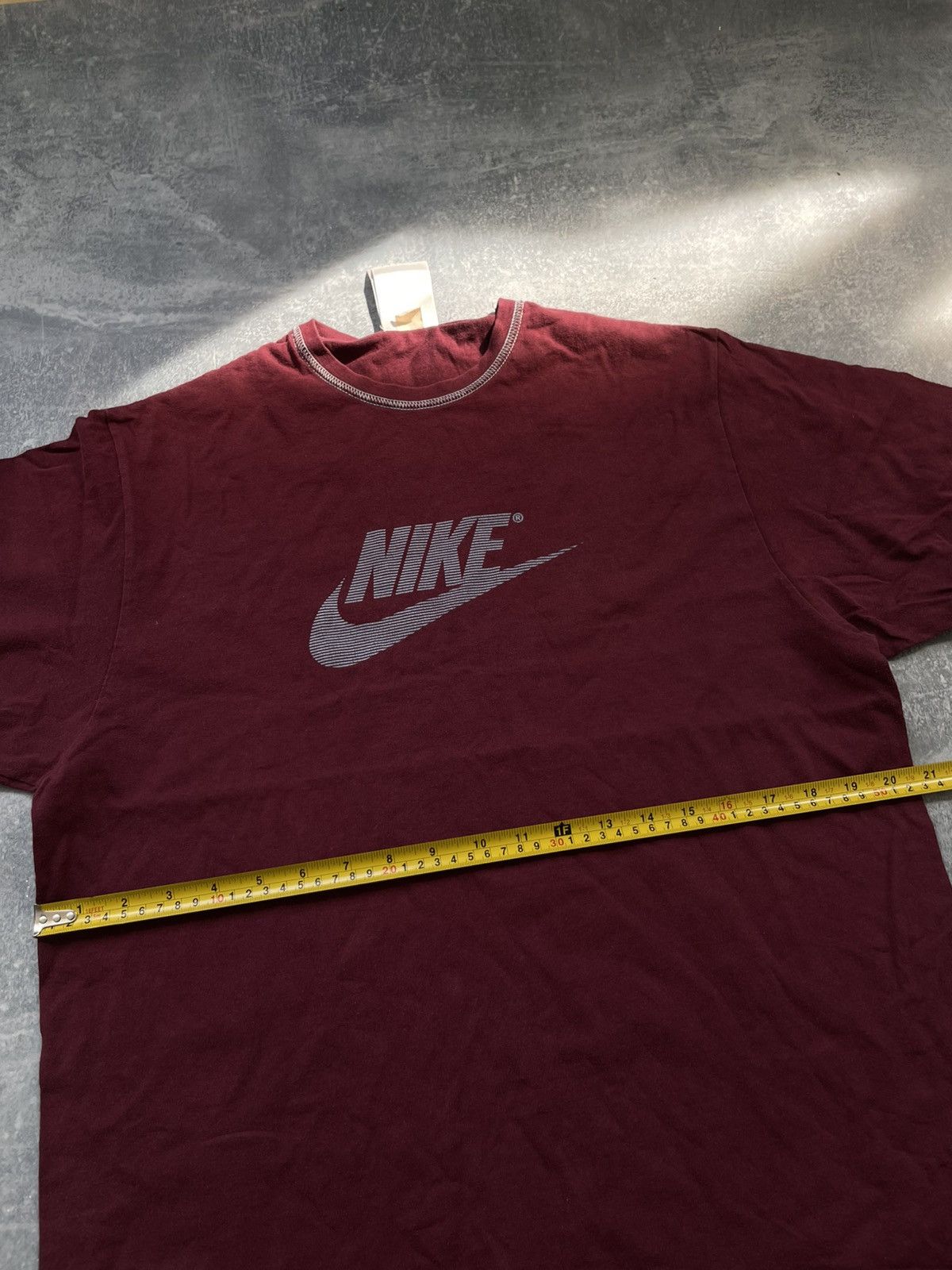 Nike Vintage 00ss Burgundy Nike bog logo tee Size US M / EU 48-50 / 2 - 5 Thumbnail