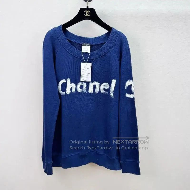 Chanel Blue Cotton Long Sleeve Sweatshirt .
