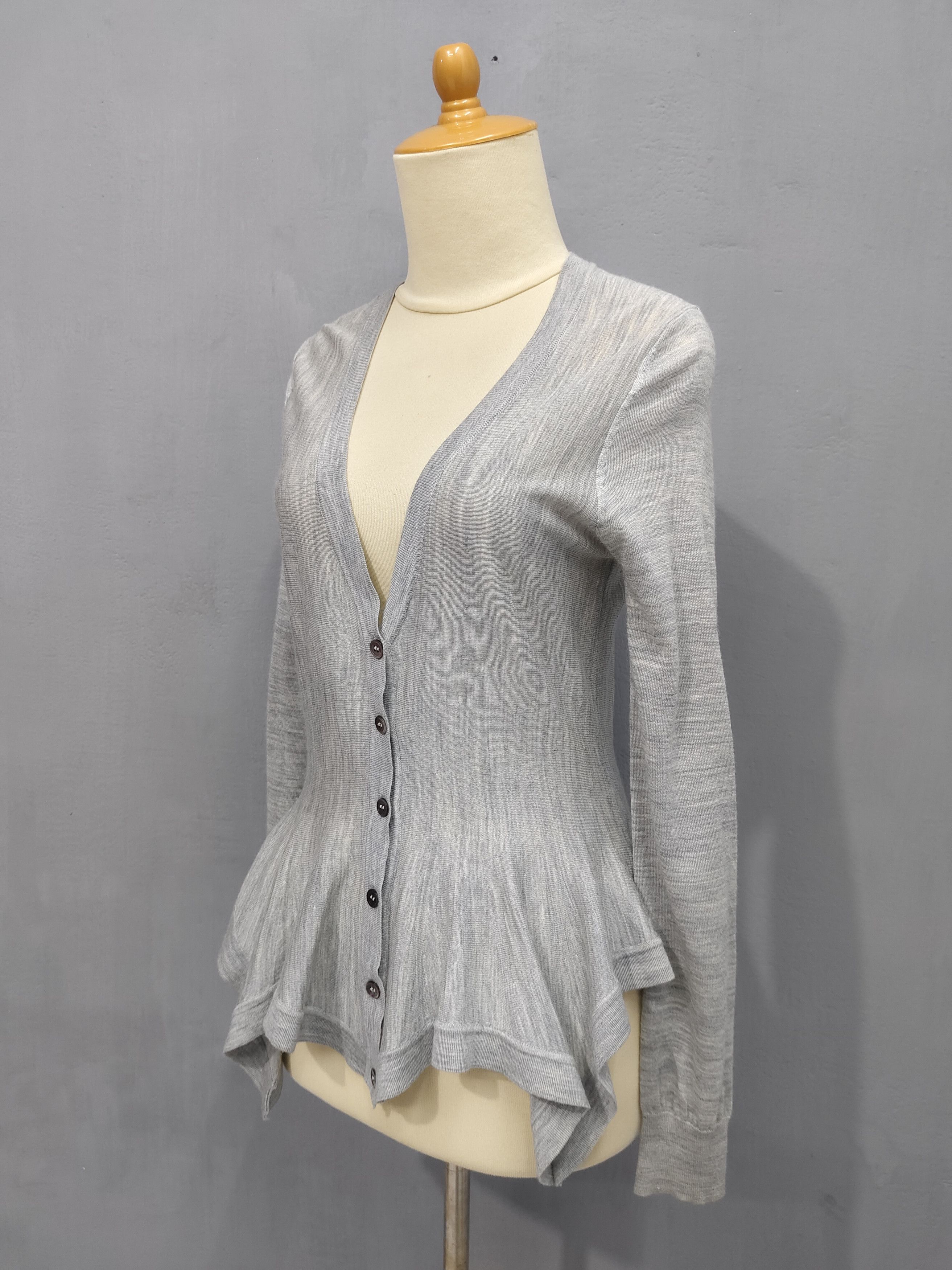 Alexander McQueen Alexander McQueen- Asymmetric Peplum Sculpted Wool Cardigan Size M / US 6-8 / IT 42-44 - 4 Thumbnail