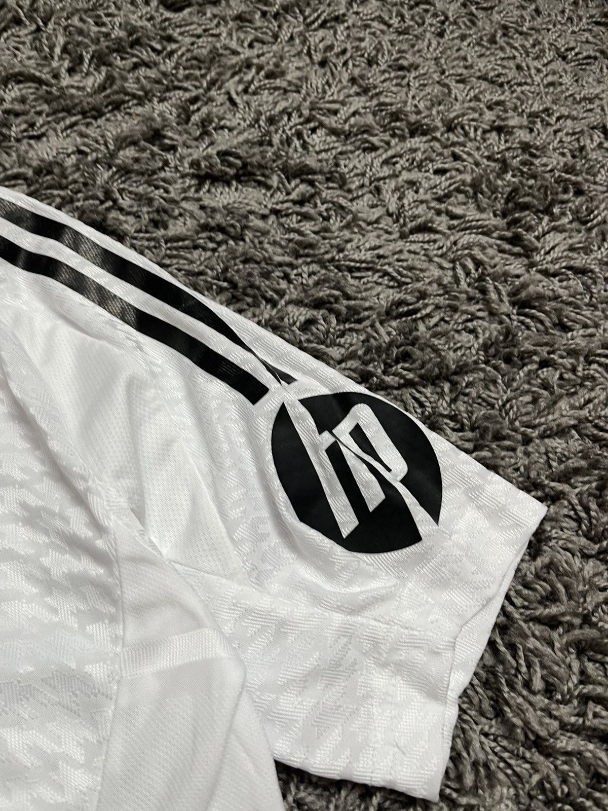 Adidas Real Madrid Mbappe #9 UCL Authentic Player Version Jersey Size US S / EU 44-46 / 1 - 5 Thumbnail