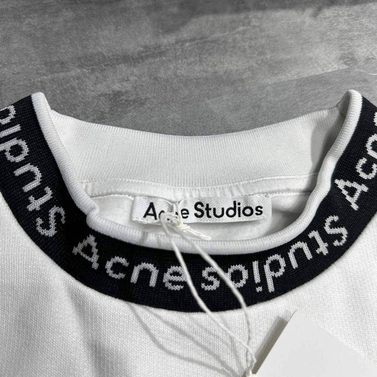 Acne Studios Acne Studios Fulton Logo Sweatshirt - White Size US S / EU 44-46 / 1 - 3 Thumbnail