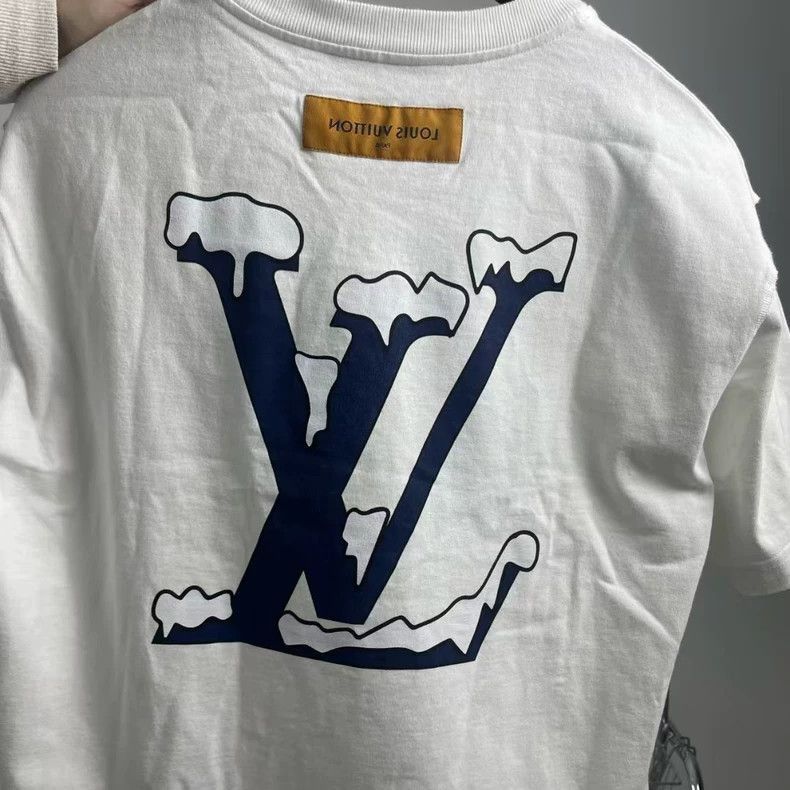 Louis Vuitton Louis Vuitton Short Sleeve Shirt with Tag-2506 Size US L / EU 52-54 / 3 - 3 Thumbnail